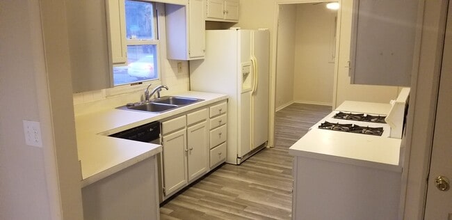 Photo - 2286 W Kessler Blvd N Dr