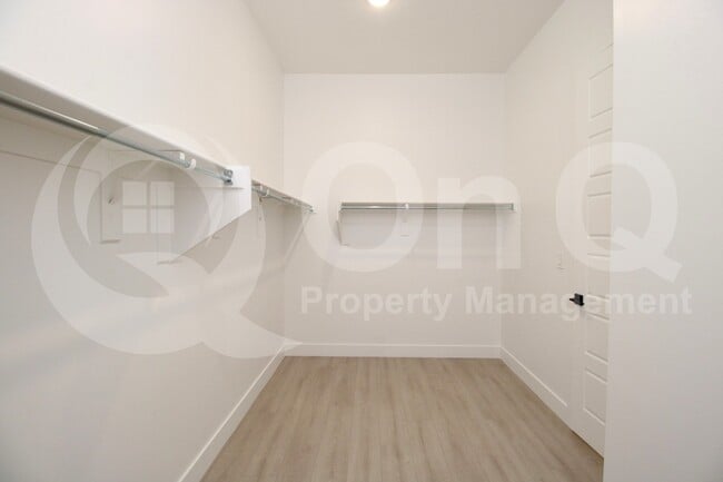 Photo - 4411 W Park View Ln