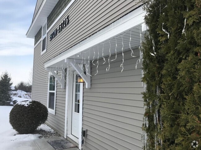 Building Photo - 15726 60th Ave N Rental