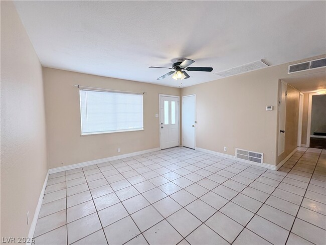 Photo - 6329 Brittany Way