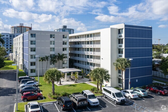 Photo - Dante Fascell Apartments