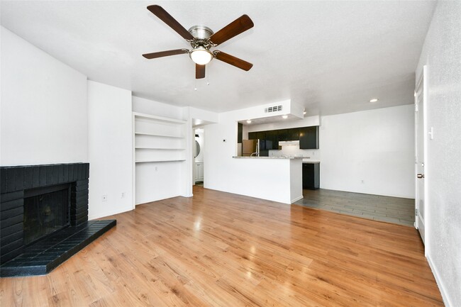 Photo - 12905 Woodforest Blvd Unit 712