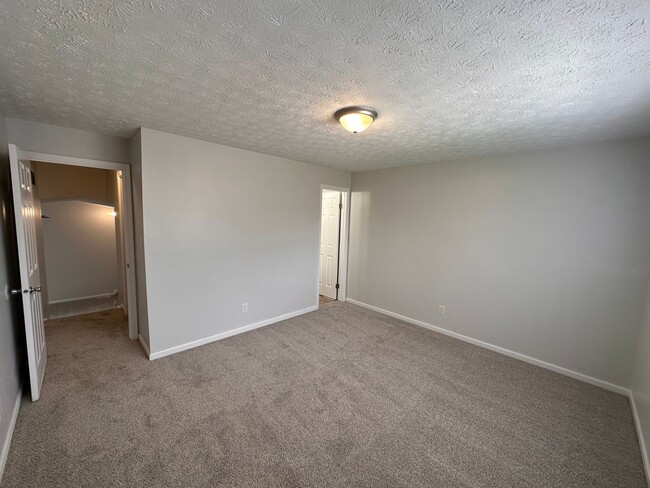 Photo - Beautiful 3 bed (Possibly 4 bed) with 2.5 baths Home located in Warren Township
