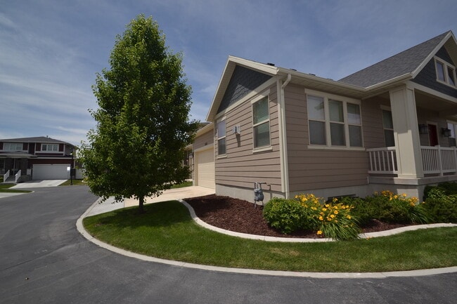 Photo - Cozy 2 Bedroom 2 Bath Home in Midvale!!!