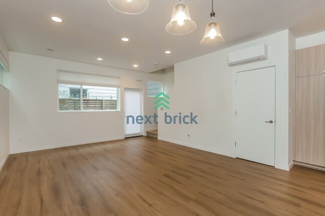 Photo - A beautiful 3 bed and 2 bathroom house for rent