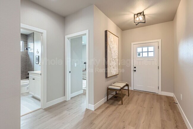 Photo - 31 S Gray St