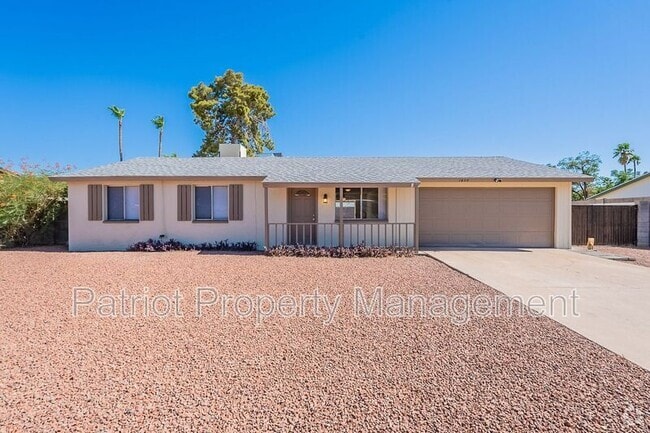 Building Photo - 1609 W Voltaire Ave Rental