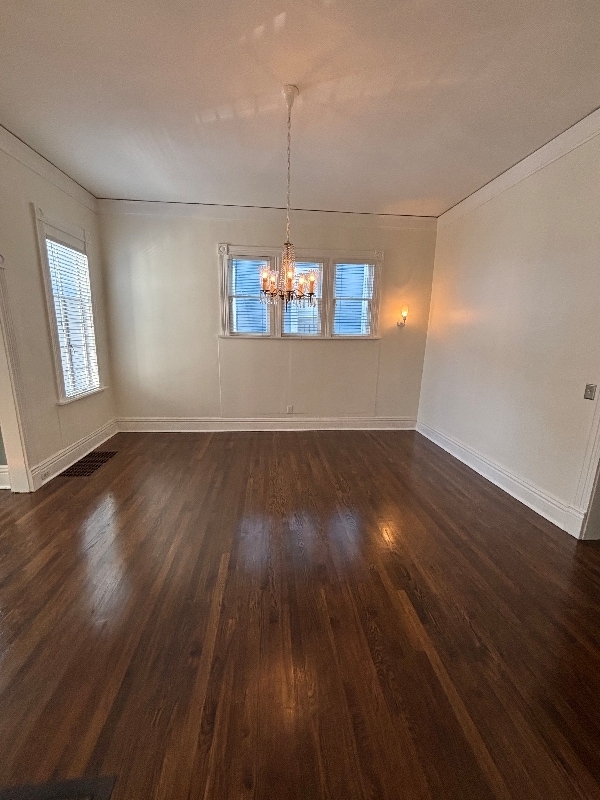 Photo - 1570 Linden Ave