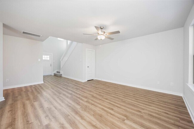 Photo - 5311 Basquiat Dr