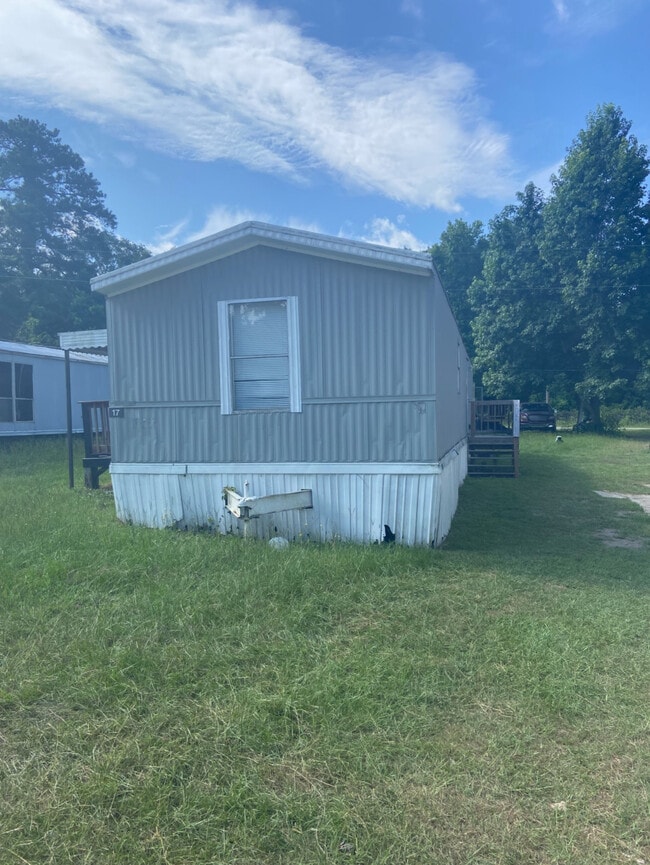 19 Kinnett Dr