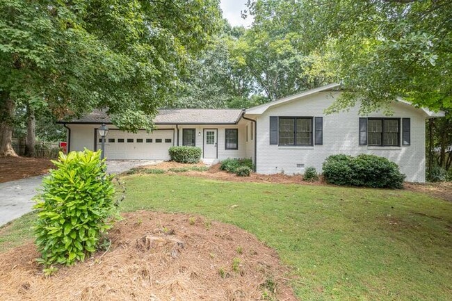 Building Photo - 1586 Kings Rd Rental