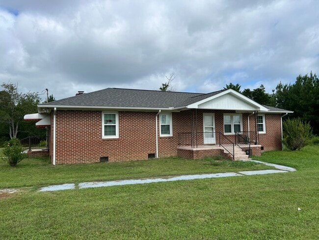 Photo - 471 Rev Alex Brown Rd House