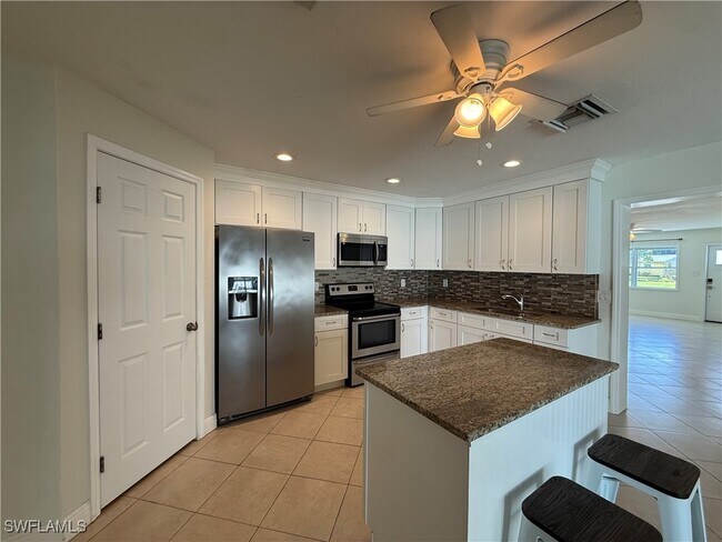 Photo - 6677 Fiesta Way