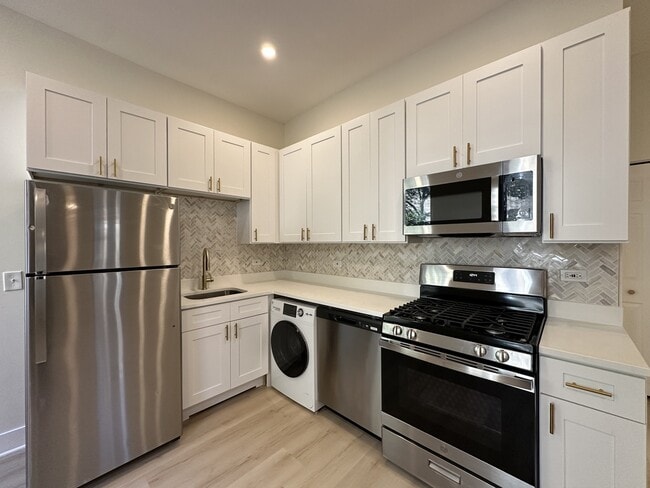 Photo - 1322 W Ohio St Unit G03C