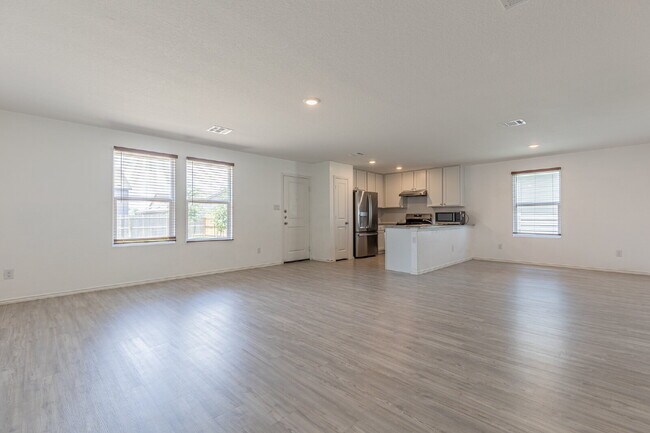 Photo - 4310 Fluvial Cir