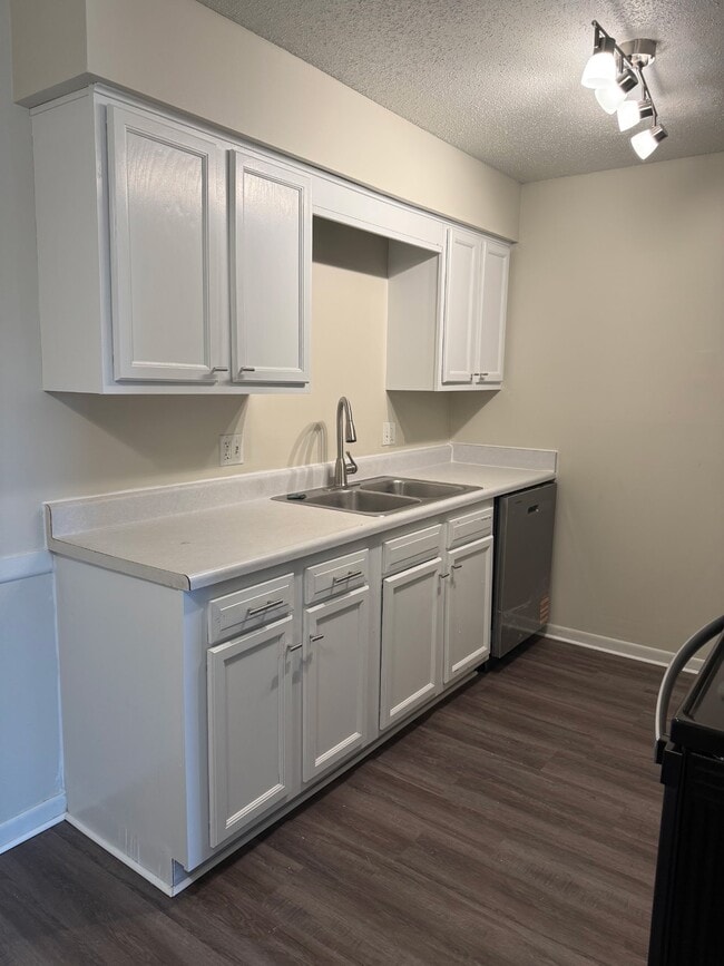 Grover Square Apartments