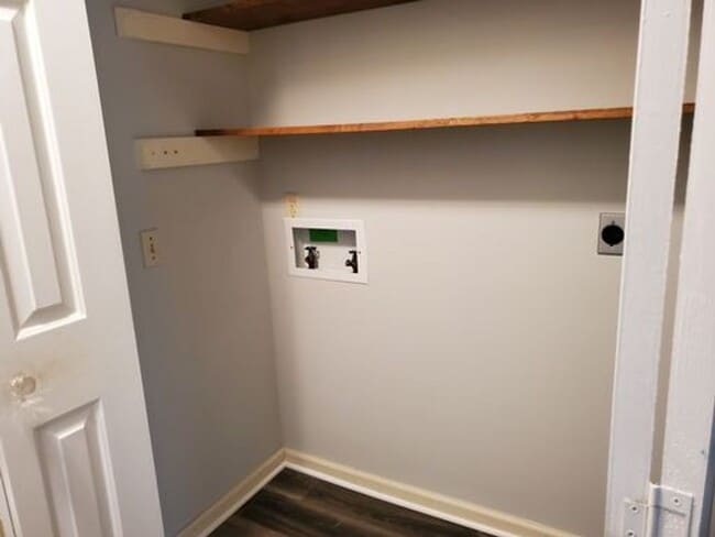 109 Robin Dr