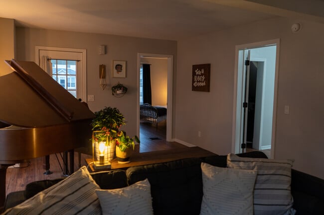 Photo - 1142 Fulton Ave