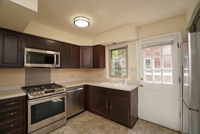 Photo - 737 Elder Ln