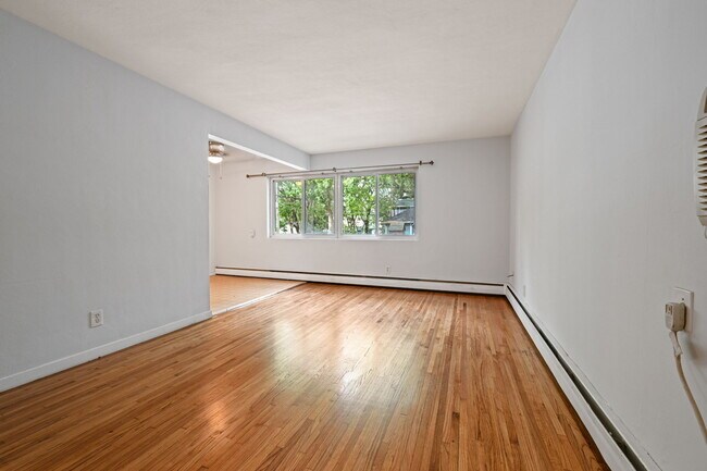 Photo - 515 5th St SE Unit 7