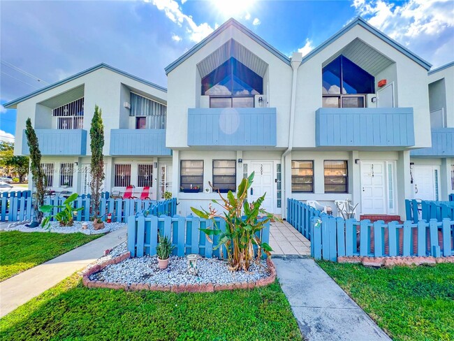 Photo - 5808 W 18th Ave Condo