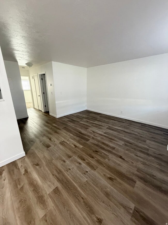 1535 W 3395 S Unit C
