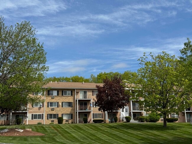 Photo - 377 Huse Rd Unit 35