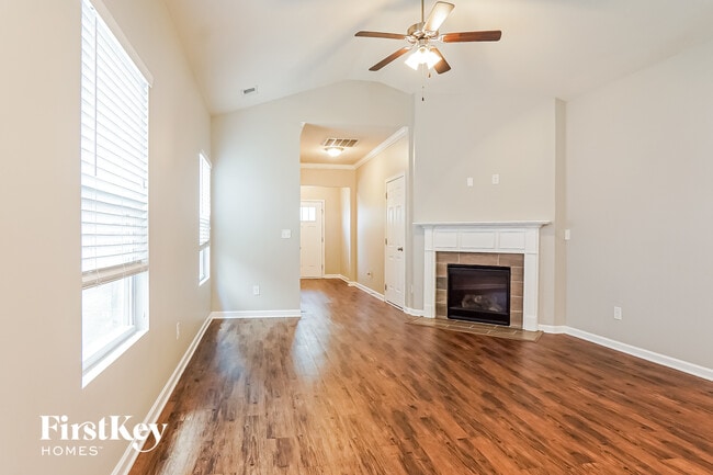 Photo - 383 W Park Dr