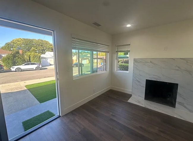 Photo - Beautiful Hayward 3/1! Please read entire ad for viewings