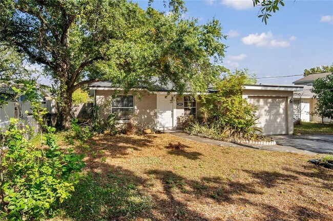 Photo - 3909 W Iowa Ave