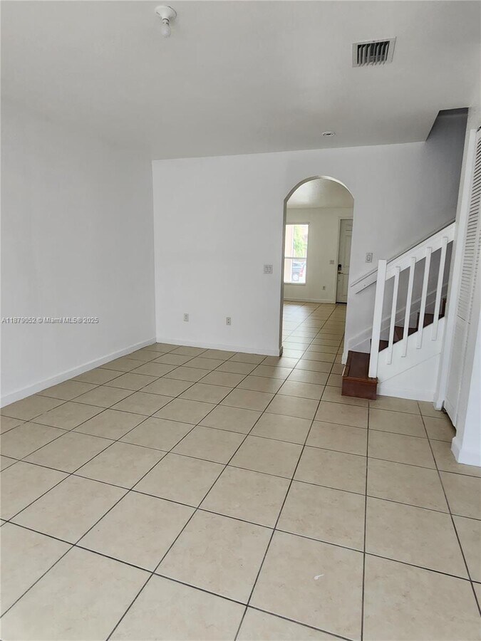 Photo - 16920 SW 95th St