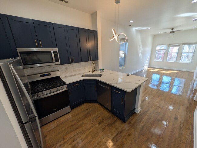 Photo - AM-Moffat LLC Unidad 2434-2F