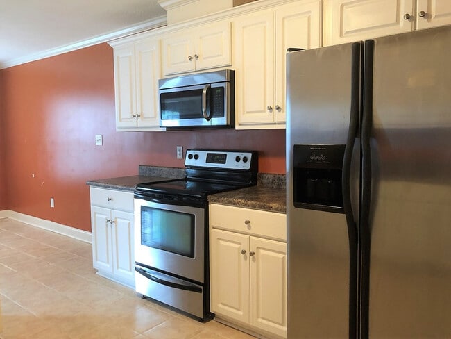 Photo - 3012 Brockham Ct