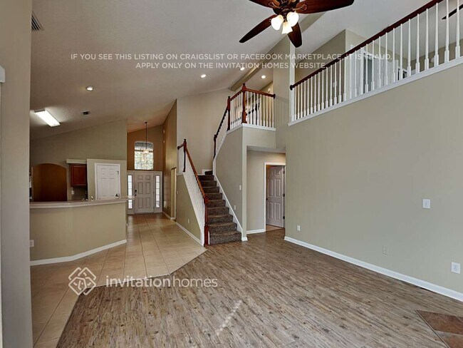 Photo - 829 Marjories Way