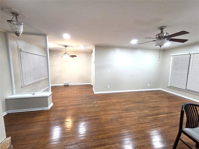 Photo - 2333 NW 50th St