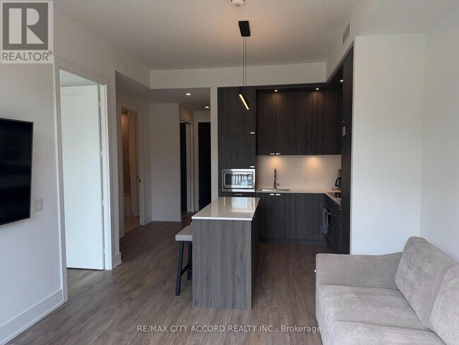 Photo - 259 The Kingsway Unit 111