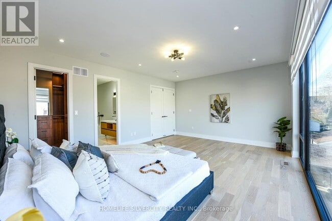 Photo - 80A Evans Ave.