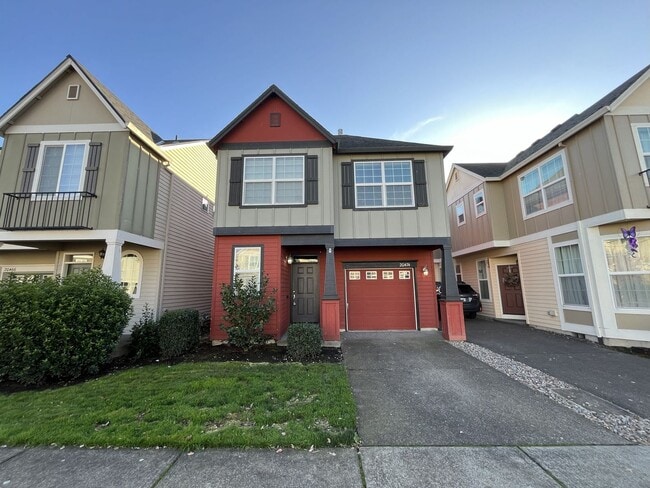 Building Photo - Charming 3-Bed, 3-Bath Home with Bright Ki...