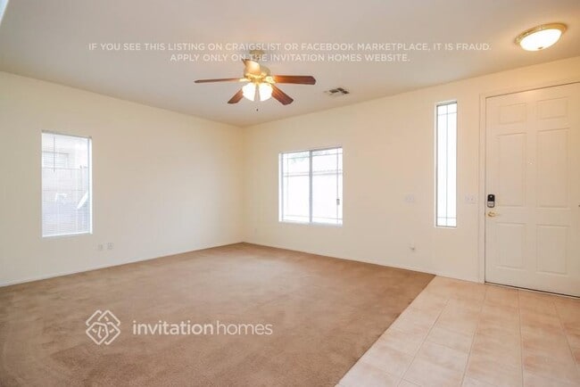 2713 E La Costa Dr