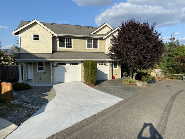 Building Photo - 9152 184th Avenue East