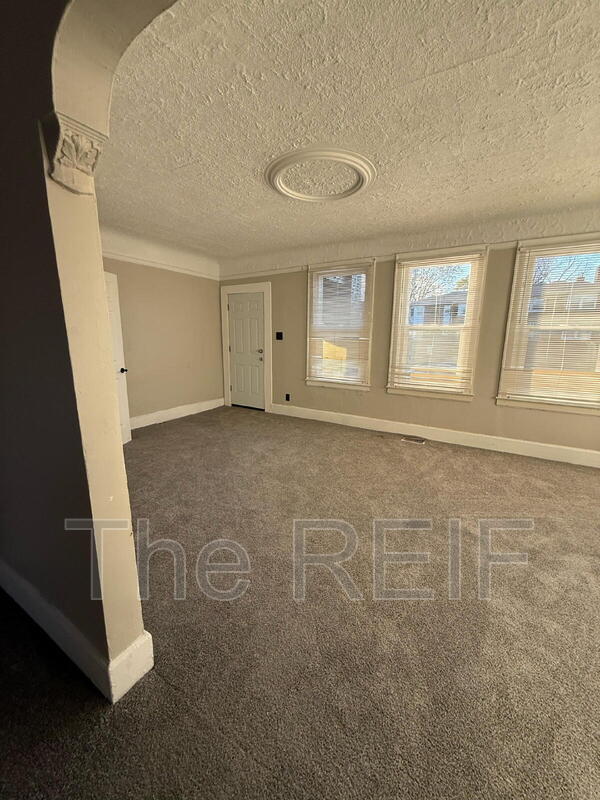 Photo - 16188 Lawton St Unit 2 Upper