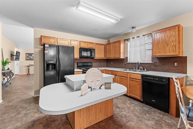 729 Pheasant Rd