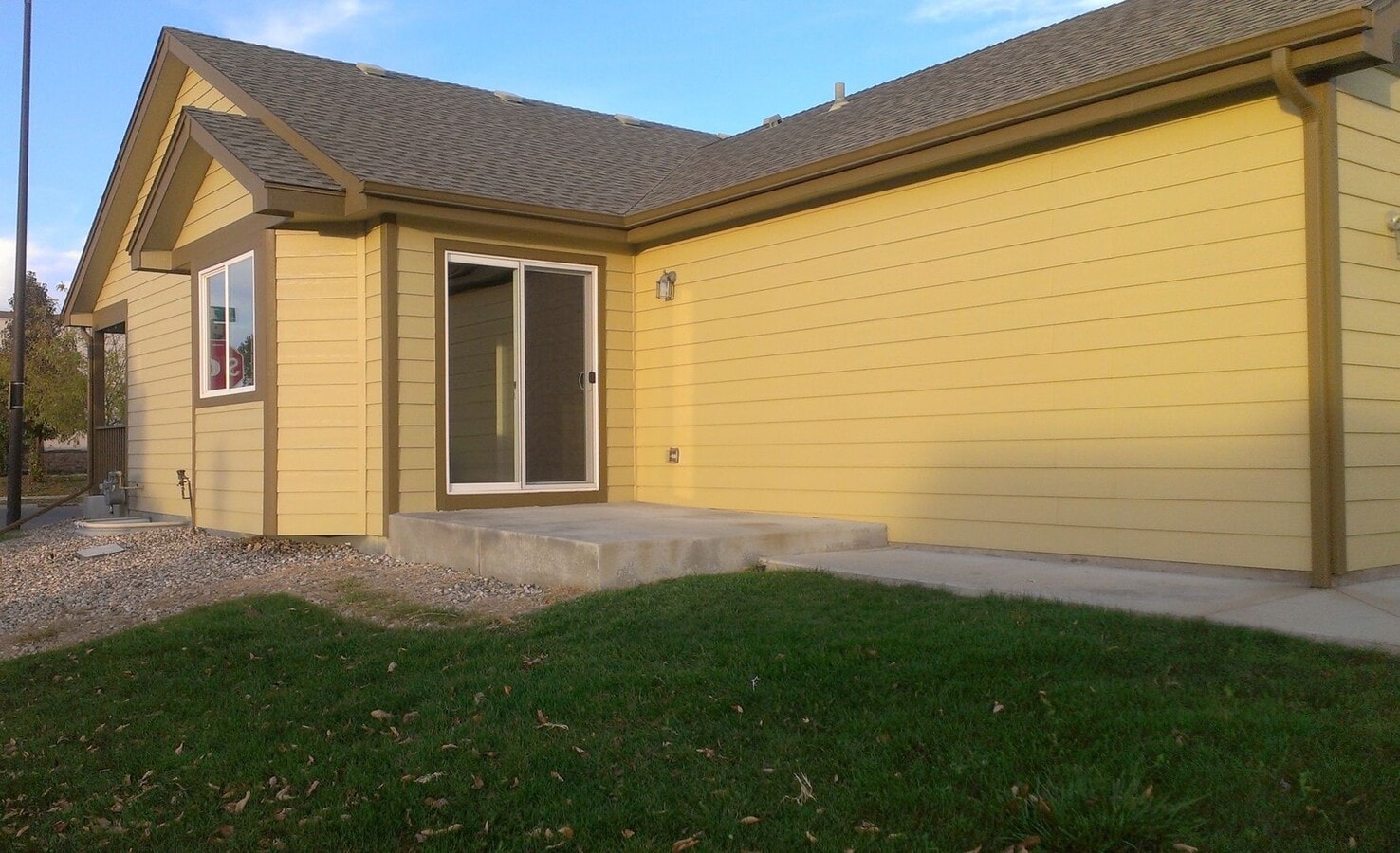 Photo - 2152 E 11th St