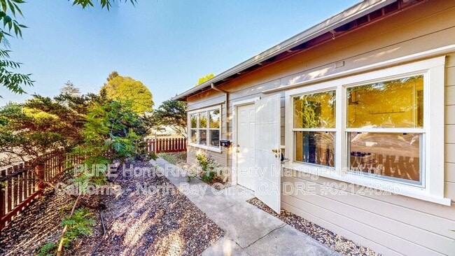 1430 Sonoma Ave