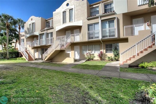 Photo - 510 NW 86th Pl Unidad 12-201 Rental