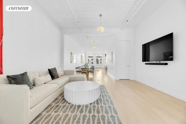 Photo - 463 Broome St