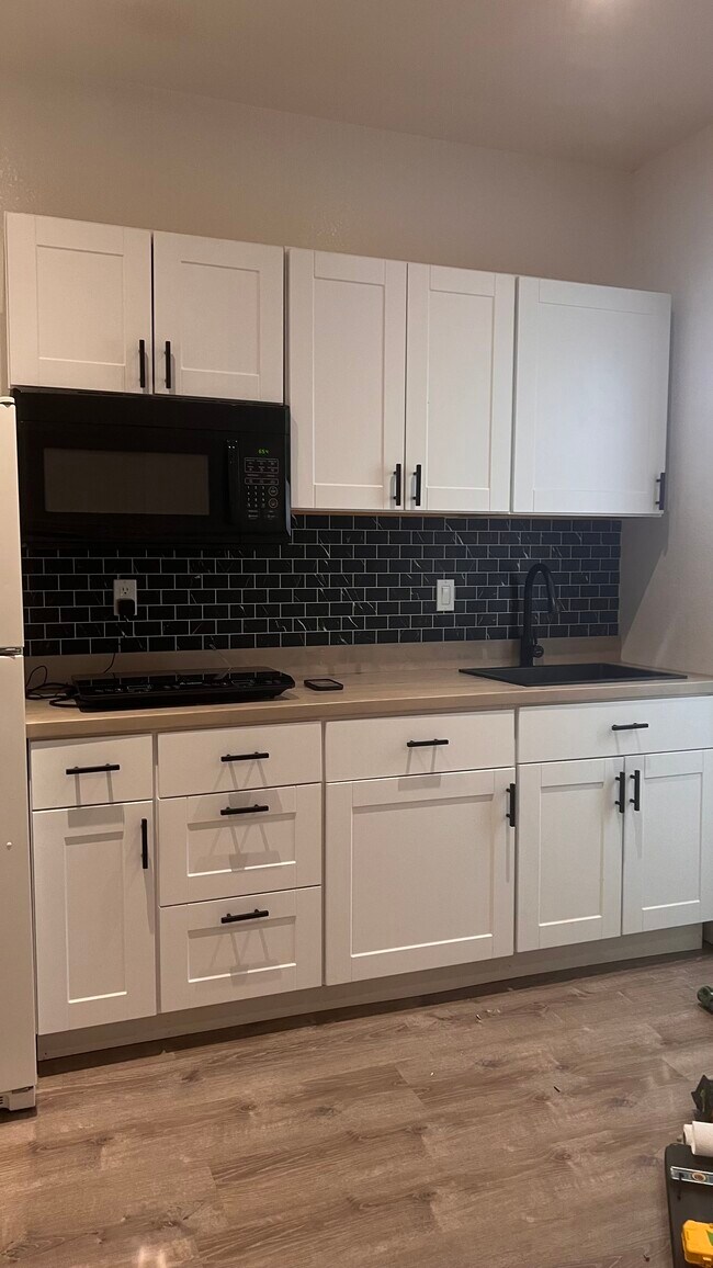 Photo - 253 Rose Ave