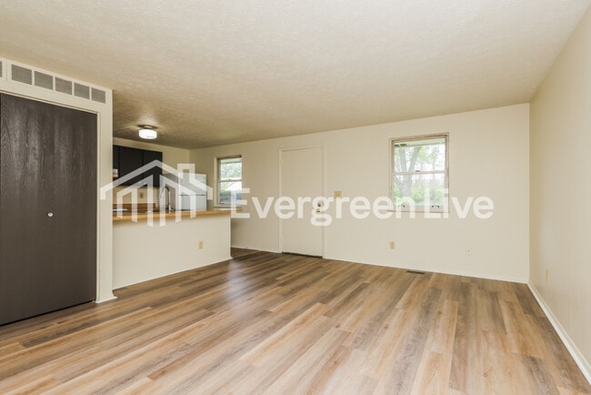 Photo - 8208 Mt Charles Dr