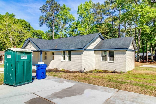 Photo - 2327 Willow St