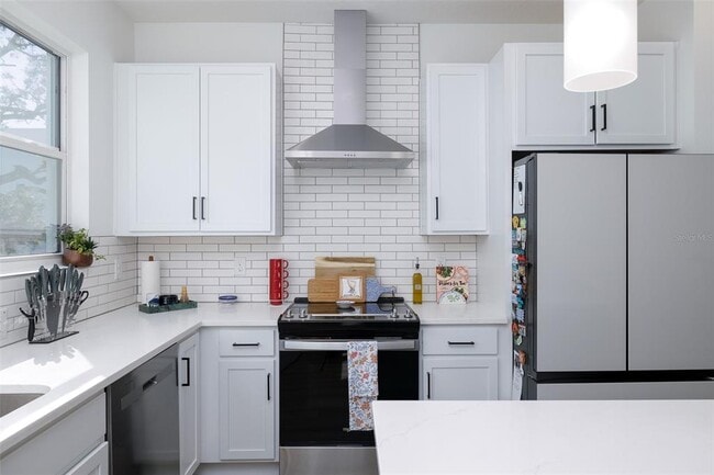 Photo - 317 15th St N